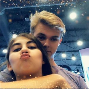 Meet your Posher, Blake